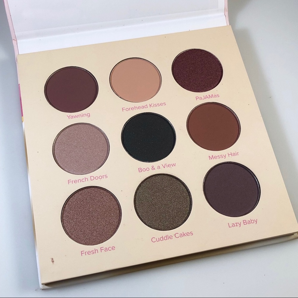 NWT Beauty Bakerie Breakfast in Bed Palette